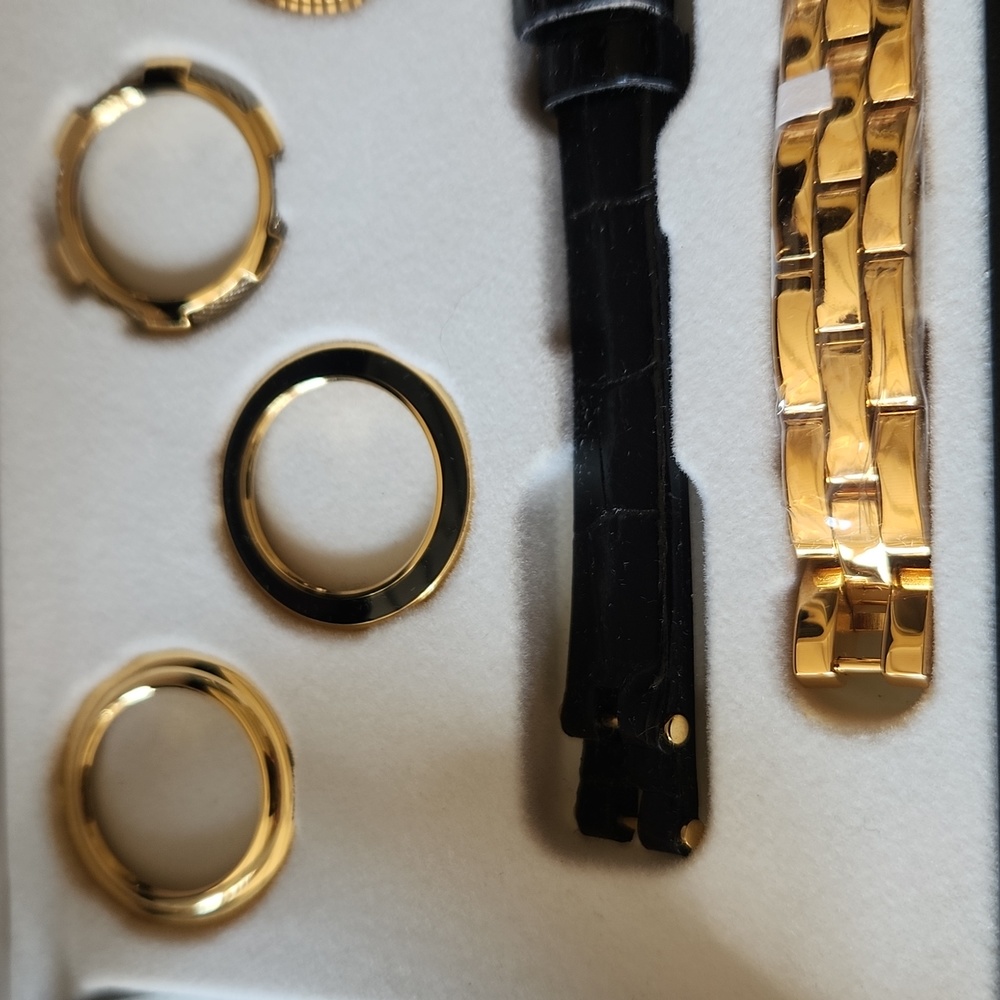 Nib!! Mickey Mouse watch set - Picture 8 of 10